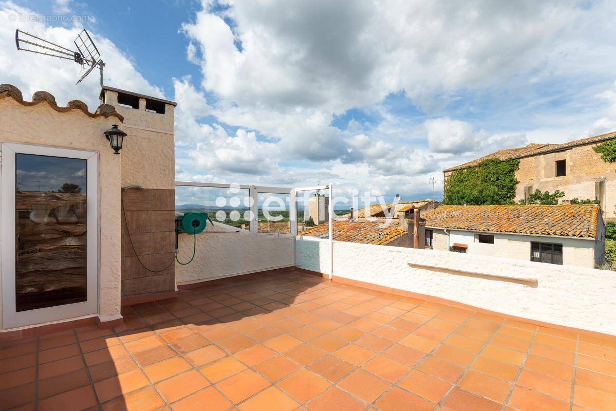 Maison à CASTELNAU-DE-GUERS