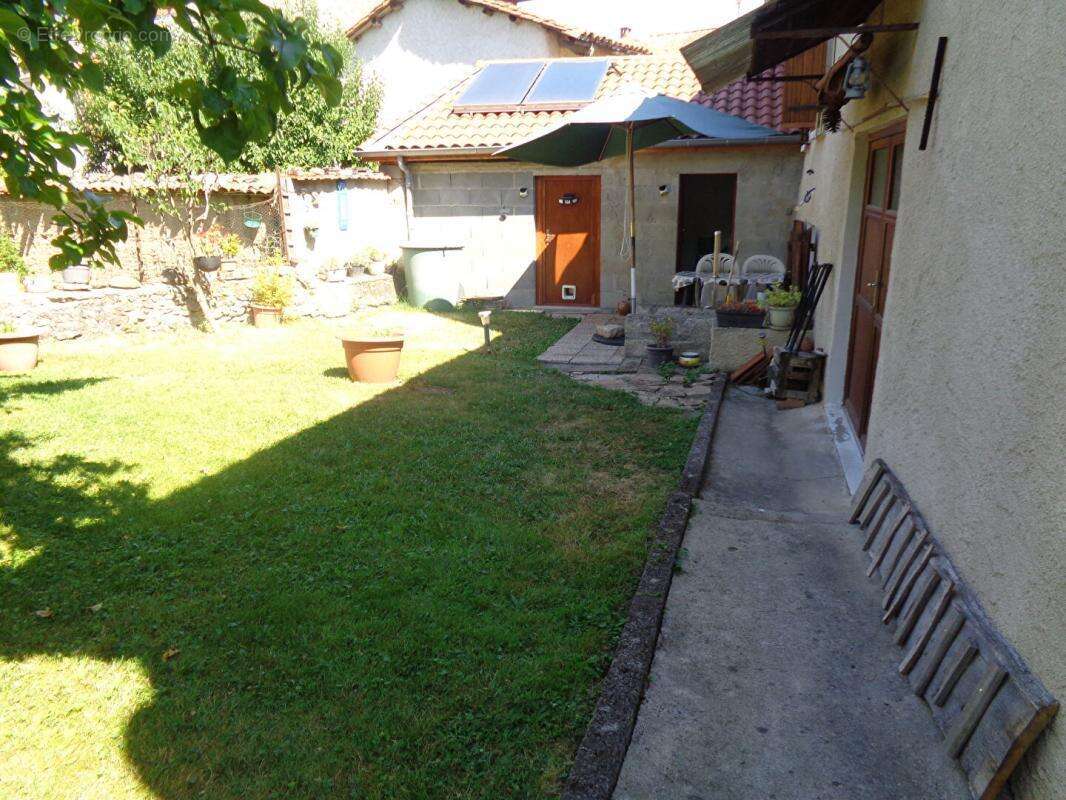Beurieres (63), maison de 107 m2, 3 chambres sur 419 m2 de terrain - photo 13