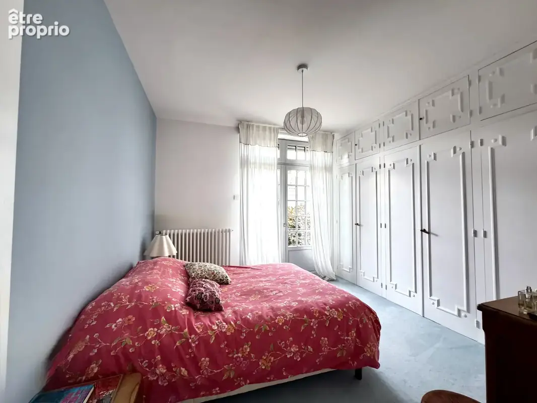 NIORT   Maison rénovée de 141 m2, 4 chambres, jardin et garage, proche des Halles et du Quai Métayer - photo 17