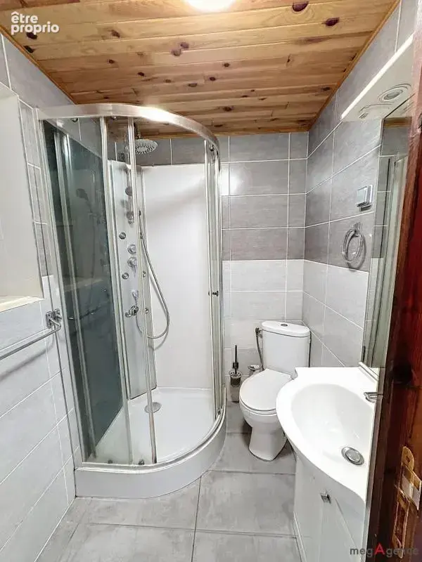 Appartement type 2 pièces en dernier étage - photo 12
