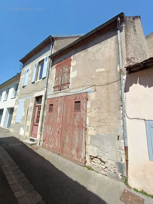 Maison à SAINT-POURCAIN-SUR-SIOULE