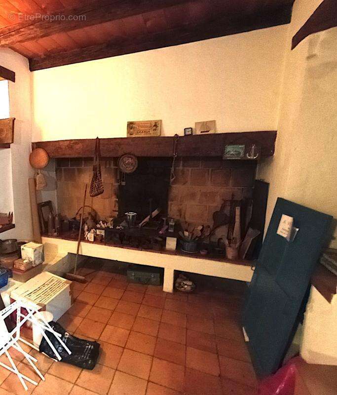 Maison à TALMONT-SUR-GIRONDE