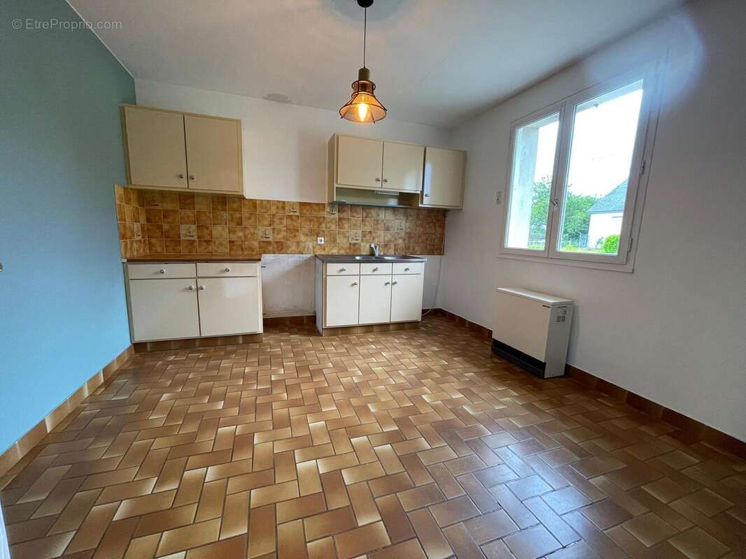 Maison 103 m² à Marcille-La-Ville  - photo 7