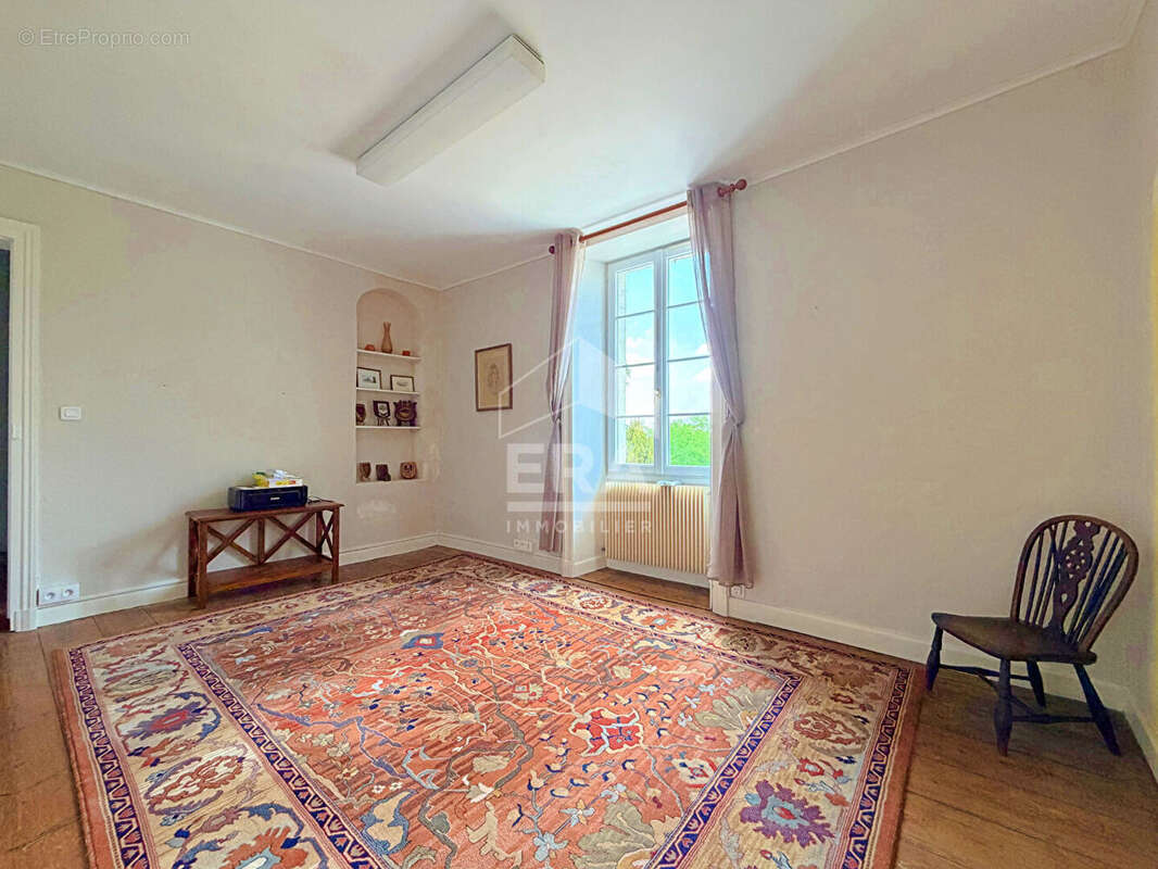 Demeure 260m² à mouthiers-sur-boëme - photo 15