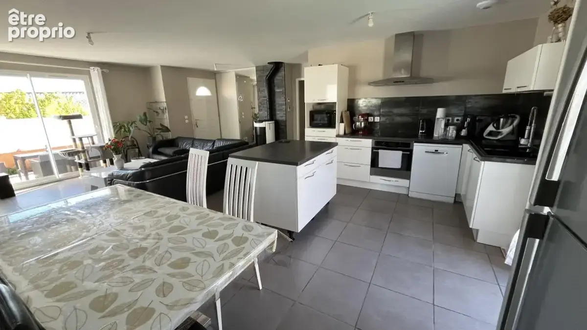 Maison 4 pièces 90 m² à vendre à Villeneuve-Minervois (11160) - photo 3