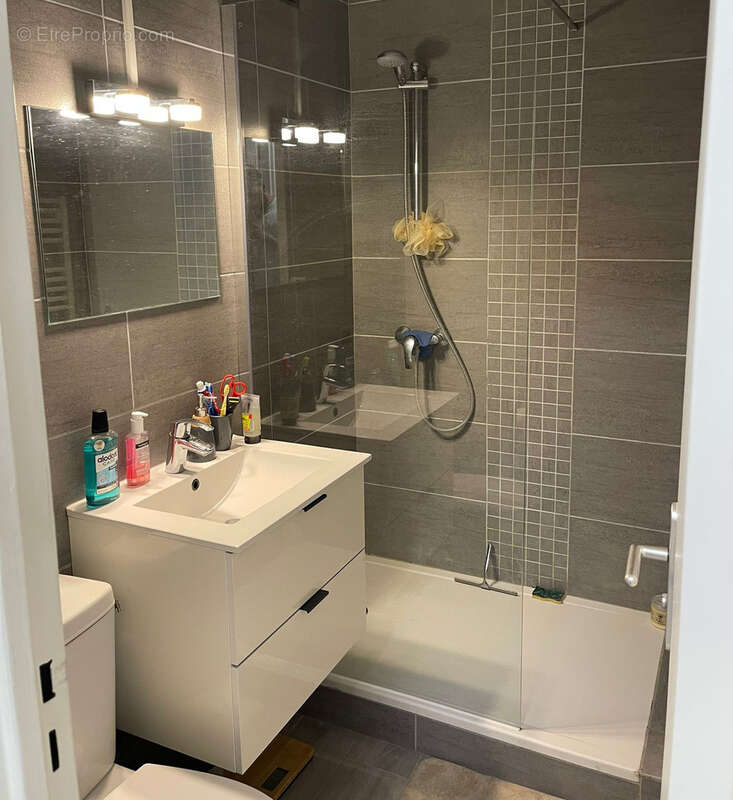 Appartement à CHENNEVIERES-SUR-MARNE