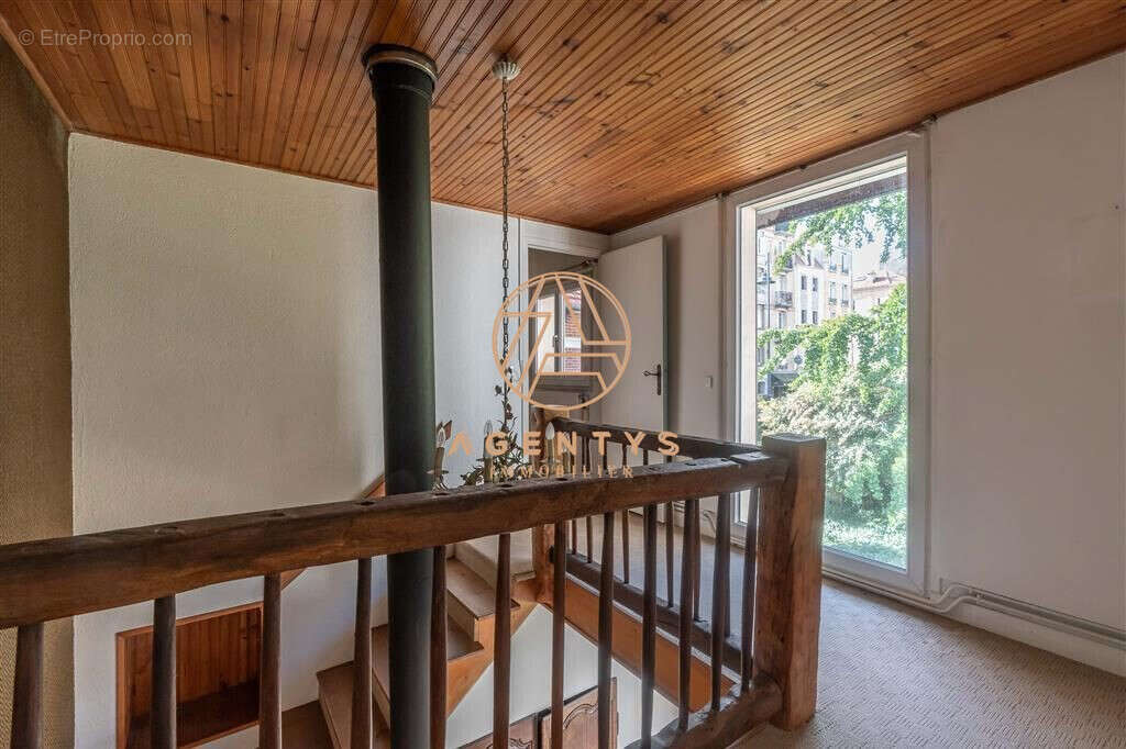 Maison à NOGENT-SUR-MARNE