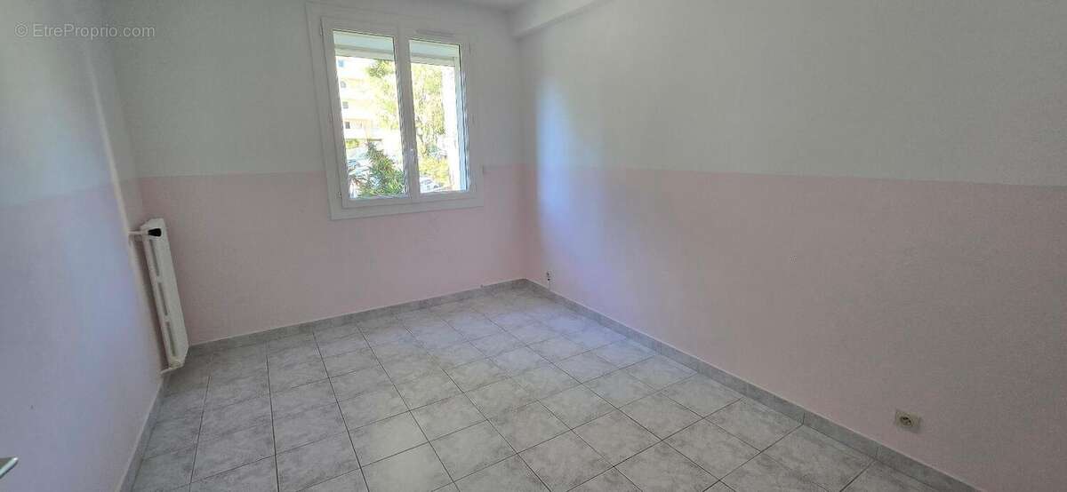   - Appartement à ANTIBES
