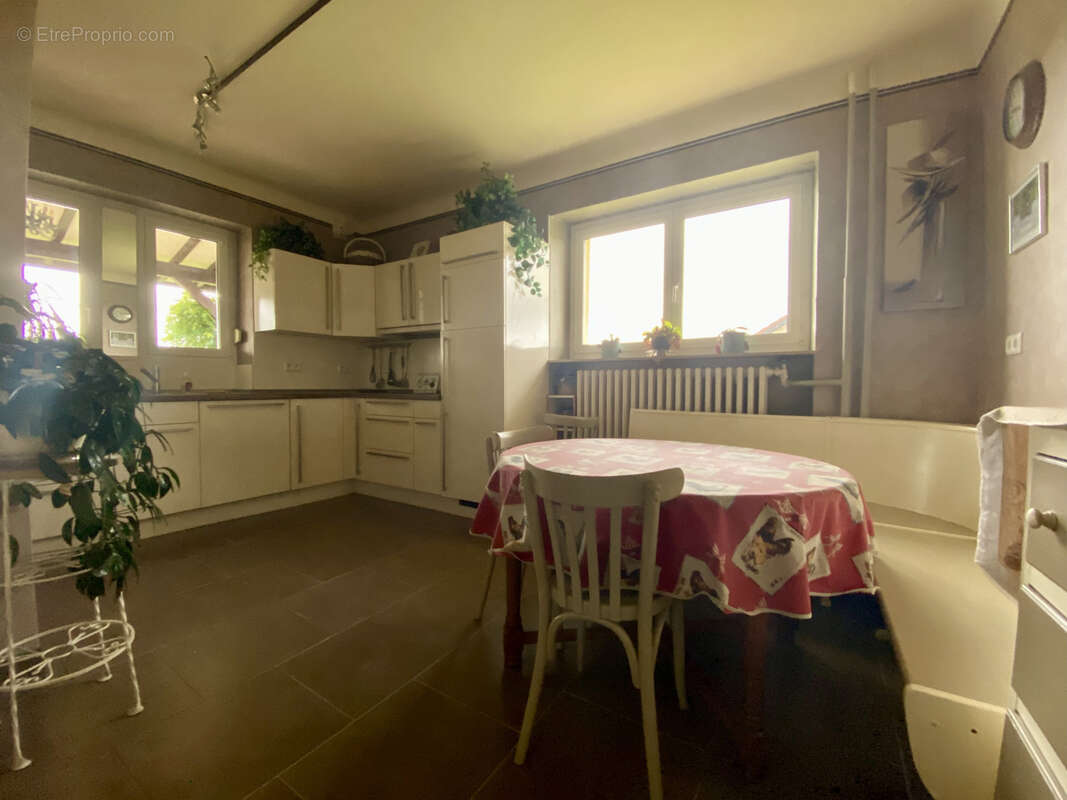 Maison à LOUPERSHOUSE