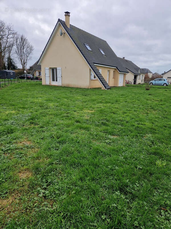 Maison à SAINT-PIERRE-EN-PORT