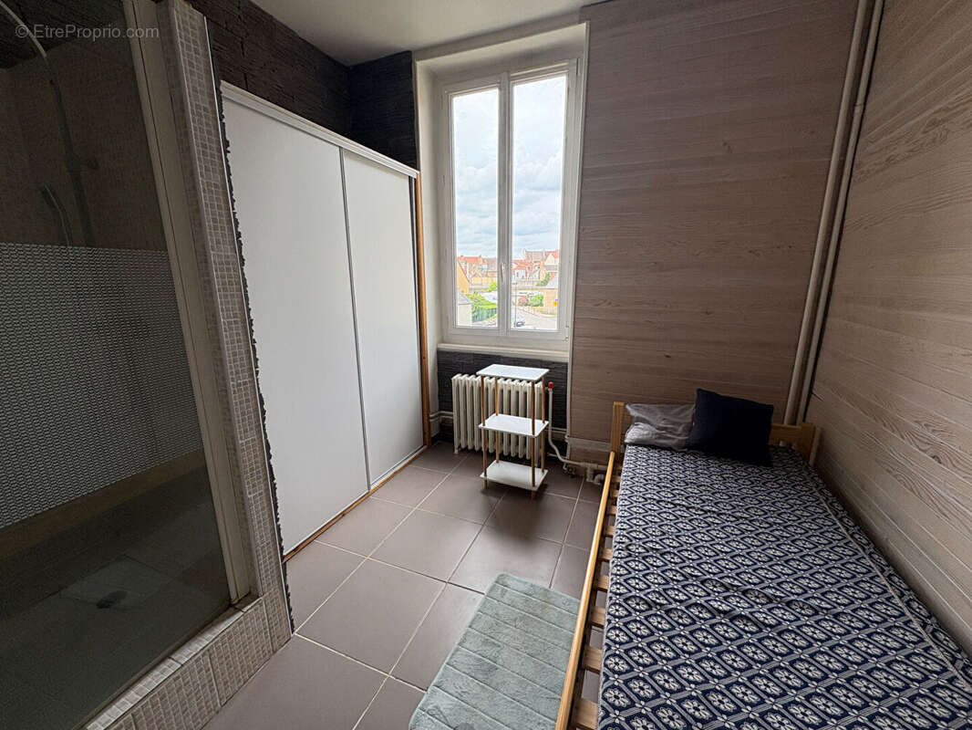 Appartement à MOULINS