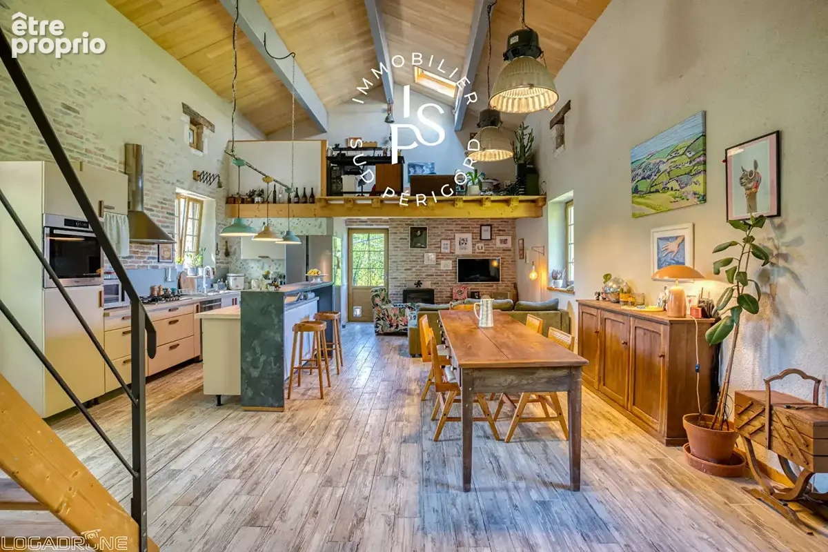 Maison en pierre avec Gîte sur 6 hectares, Villeréal - photo 4