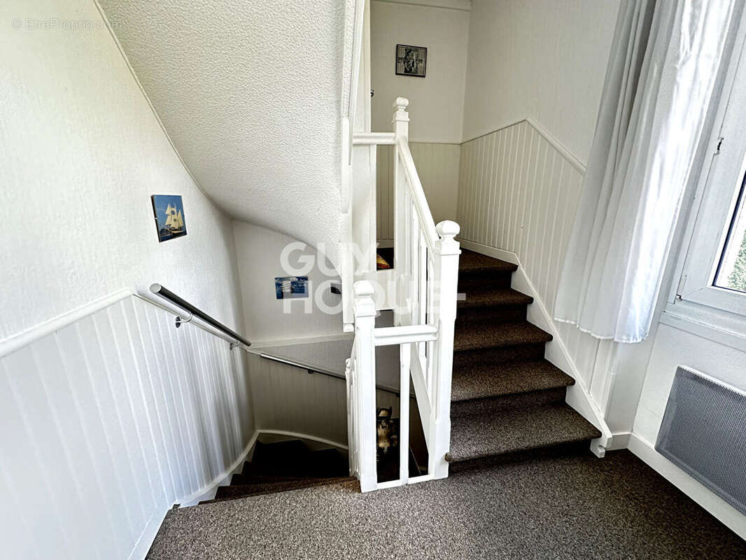Maison 128 m² à Soissons  - photo 6