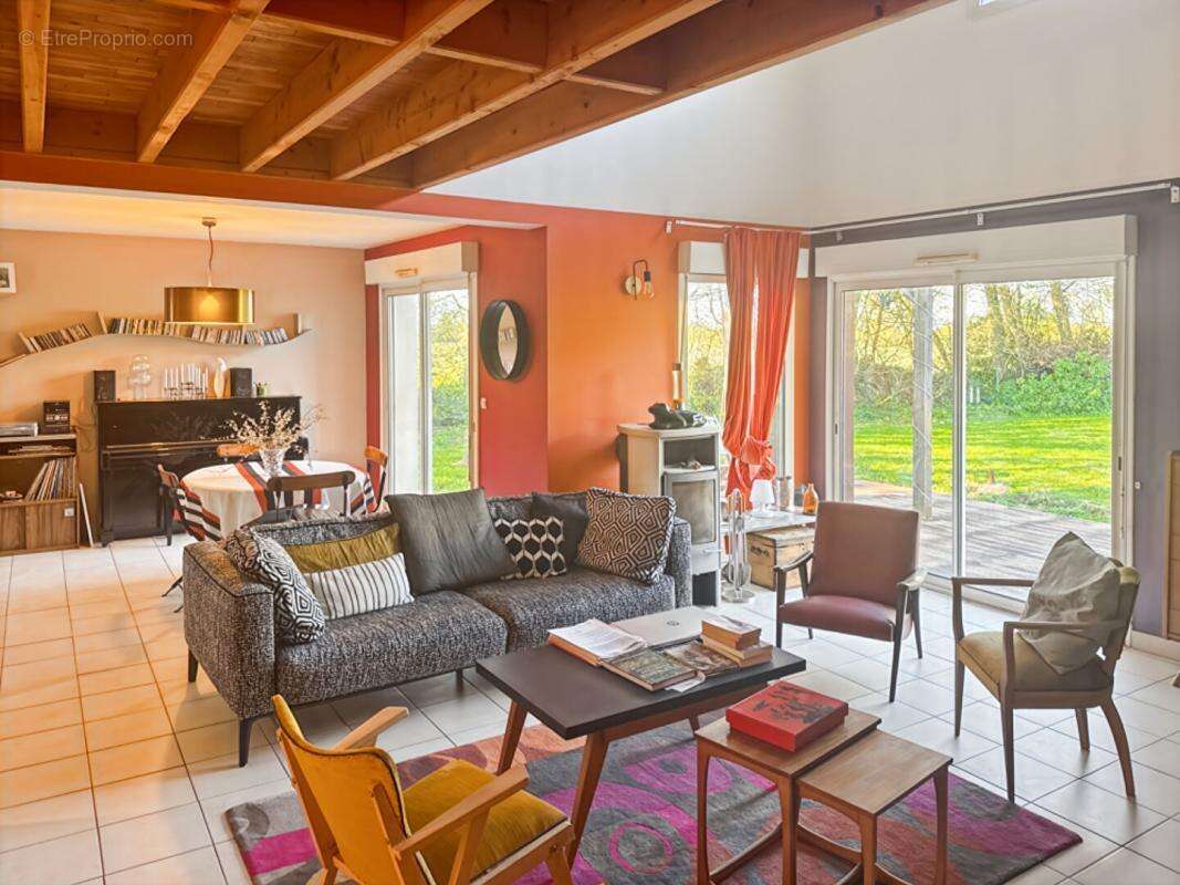 Maison à SABLE-SUR-SARTHE