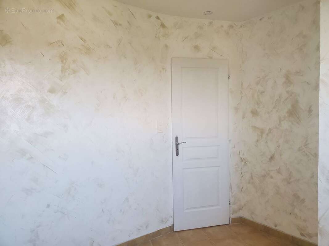 Maison à CHAMPNIERS