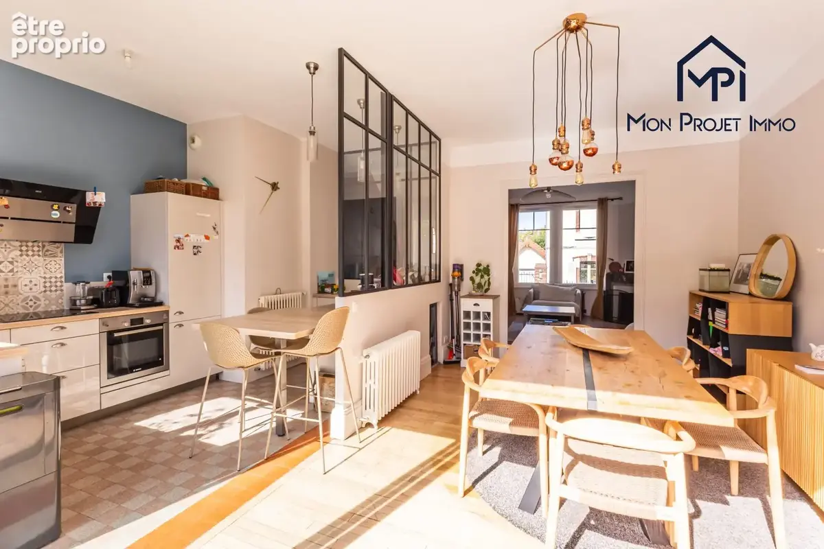 Maison 7 pièces 142 m² à vendre à Laval (53000) - photo 3