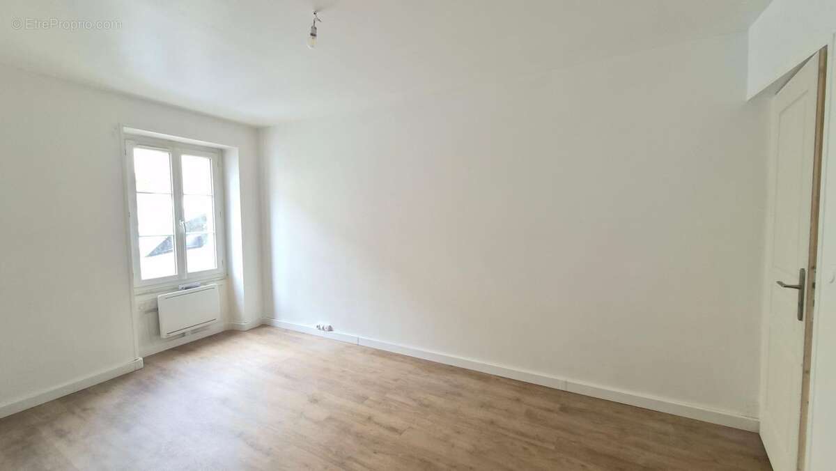 Appartement à LEUVILLE-SUR-ORGE