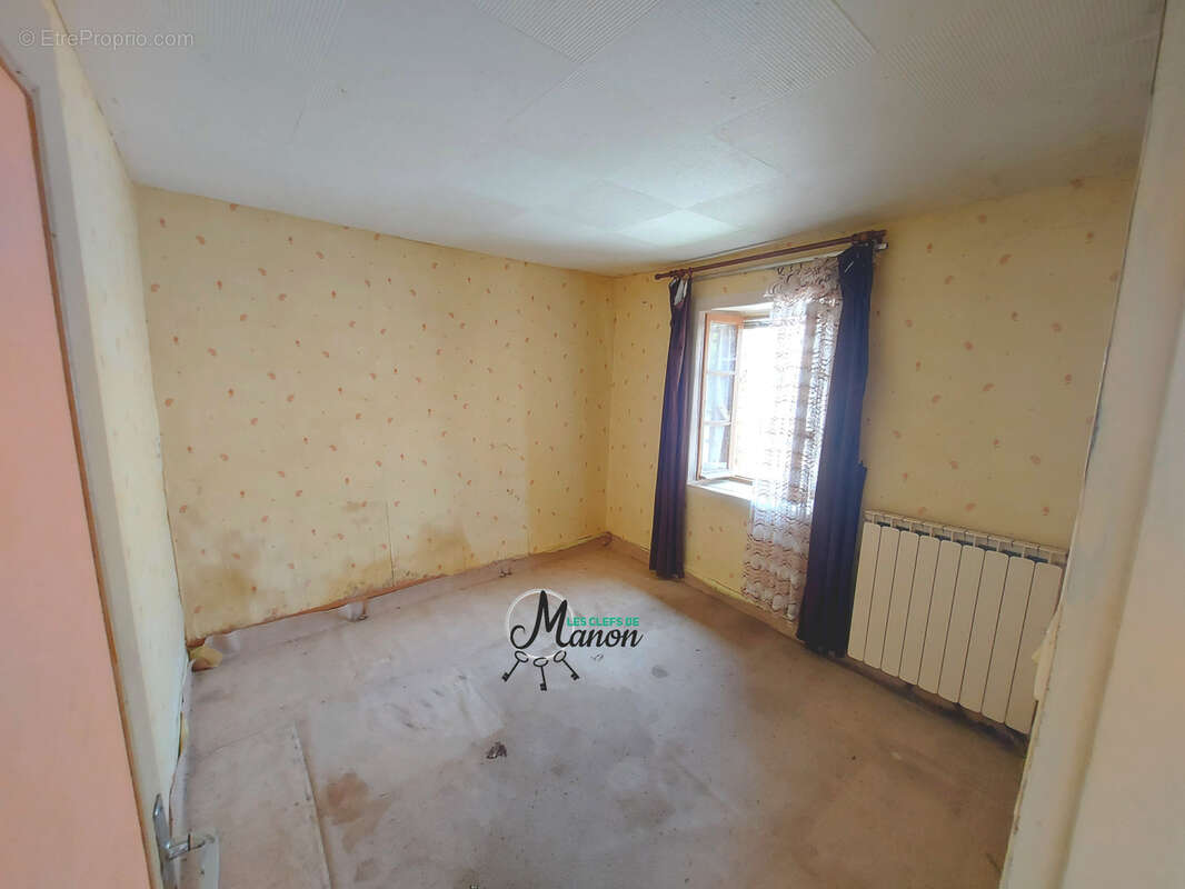 Maison à BERSAC-SUR-RIVALIER