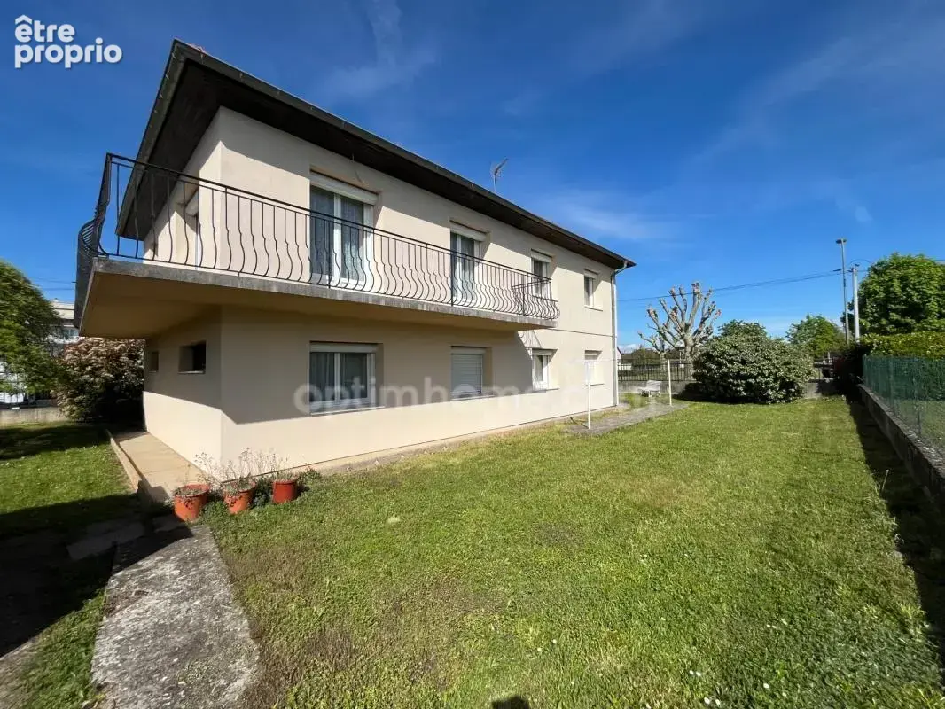 Maison à vendre 7 pièces MEYZIEU (69) - photo 2