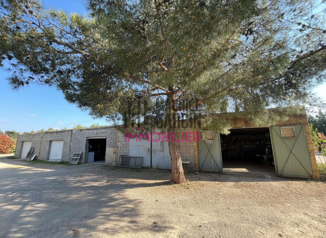 Maison à PERNES-LES-FONTAINES