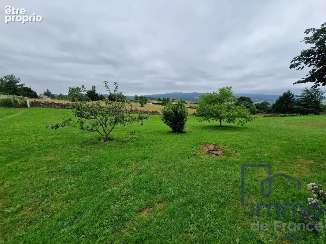 Maison 5 pièces 130 m² à vendre à Perigneux (42380) - photo 2