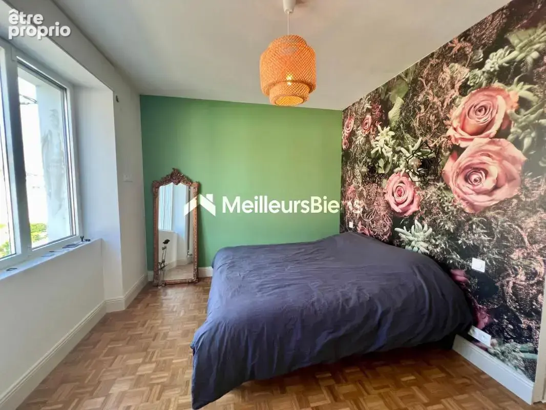 Maison Bourgeoise Rénovée avec Potentiel - 3 Chambres ( 4 possible ) avec Garage - Sacré Coeur - photo 9