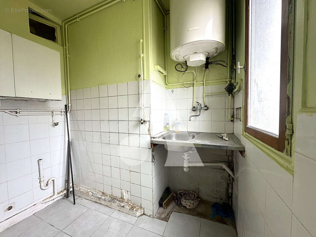 Appartement à AUBERVILLIERS