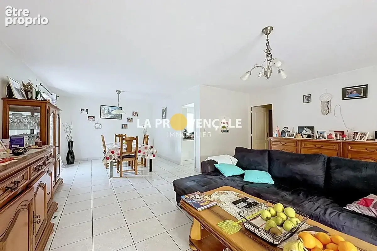 Maison 4 pièces 87 m² à vendre à Trets (13530) - photo 2