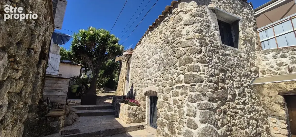 Photo Maison à Plan-De-La-Tour au prix de 98 000€