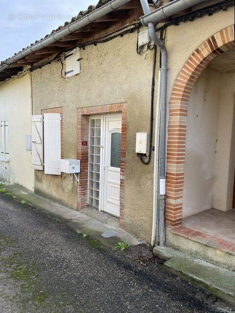 Maison à VIGUERON
