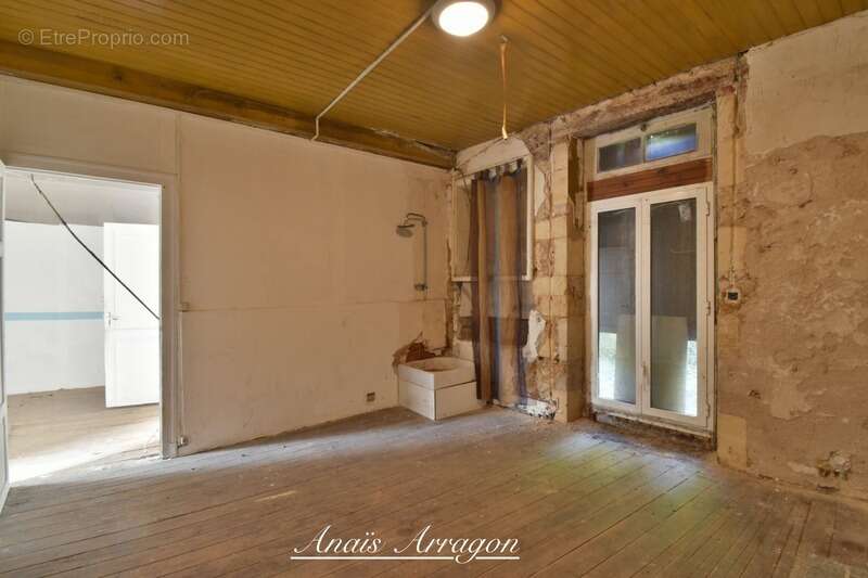 Appartement à FUMEL