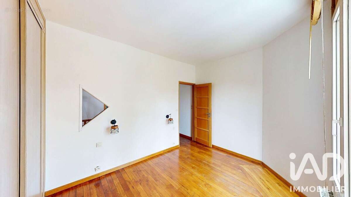 Photo 9 - Maison à COURBEVOIE
