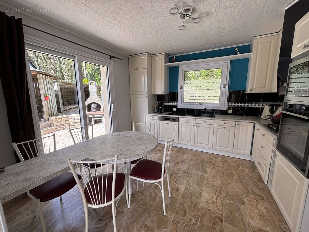 Maison à SAINT-RENAN