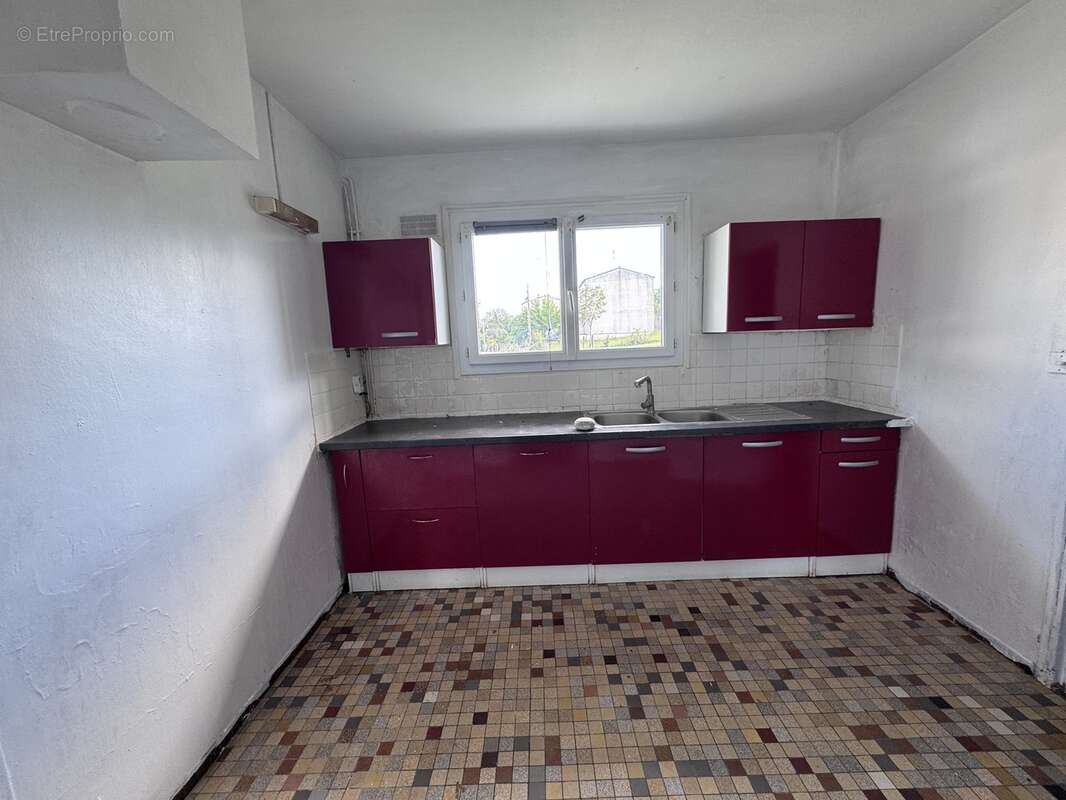 Maison 65 m² à Montguyon  - photo 18