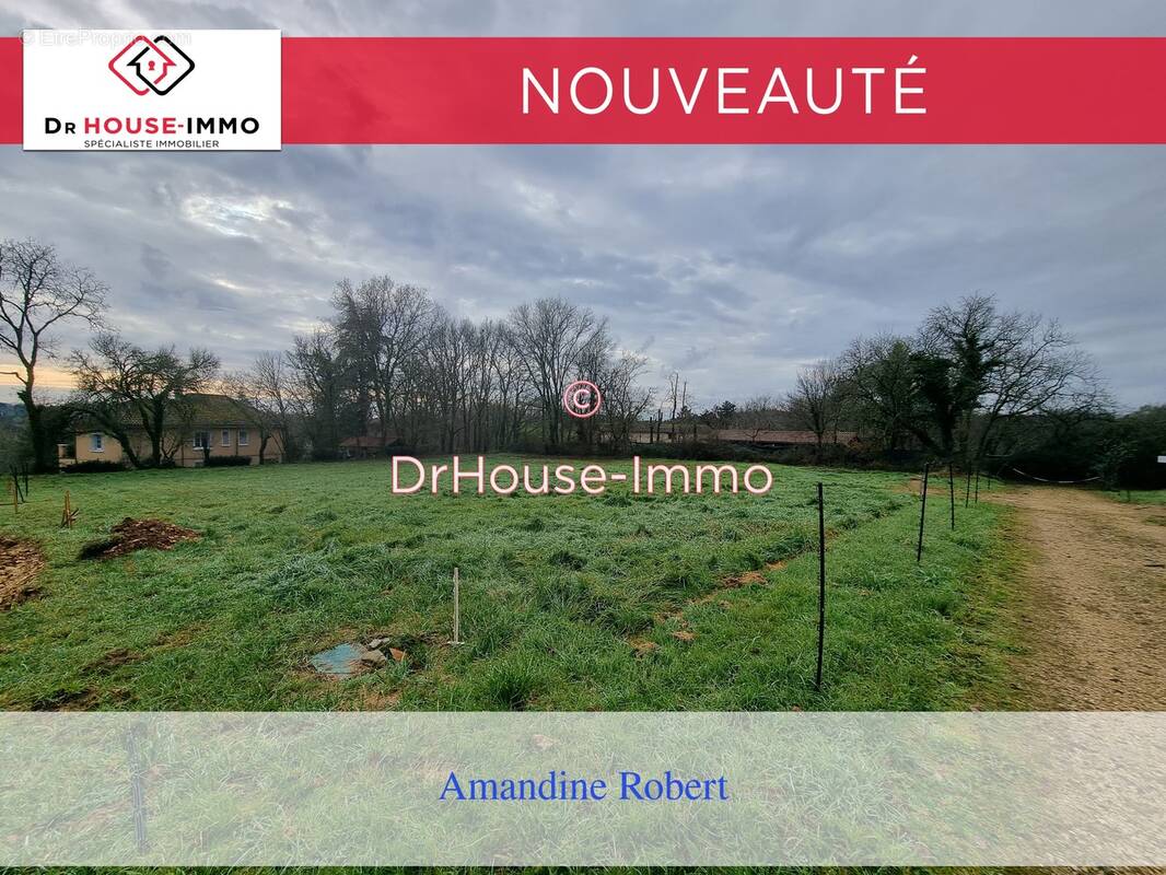 Terrain à SAINTE-ALVERE