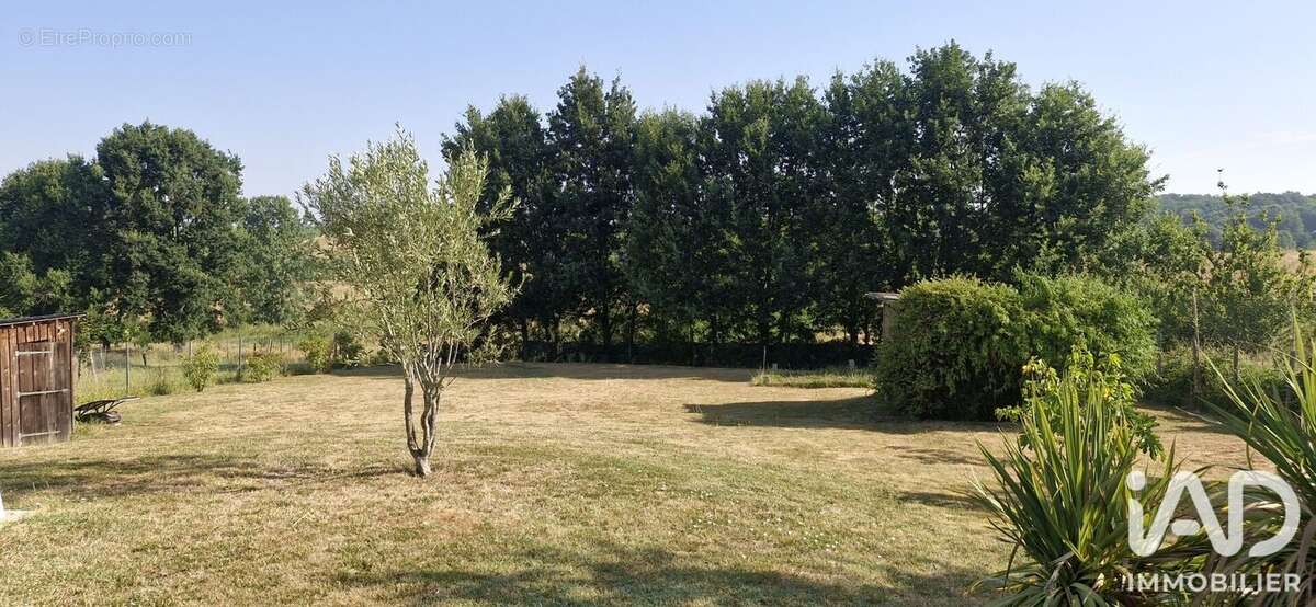 Maison 107 m² à Doulezon  - photo 5