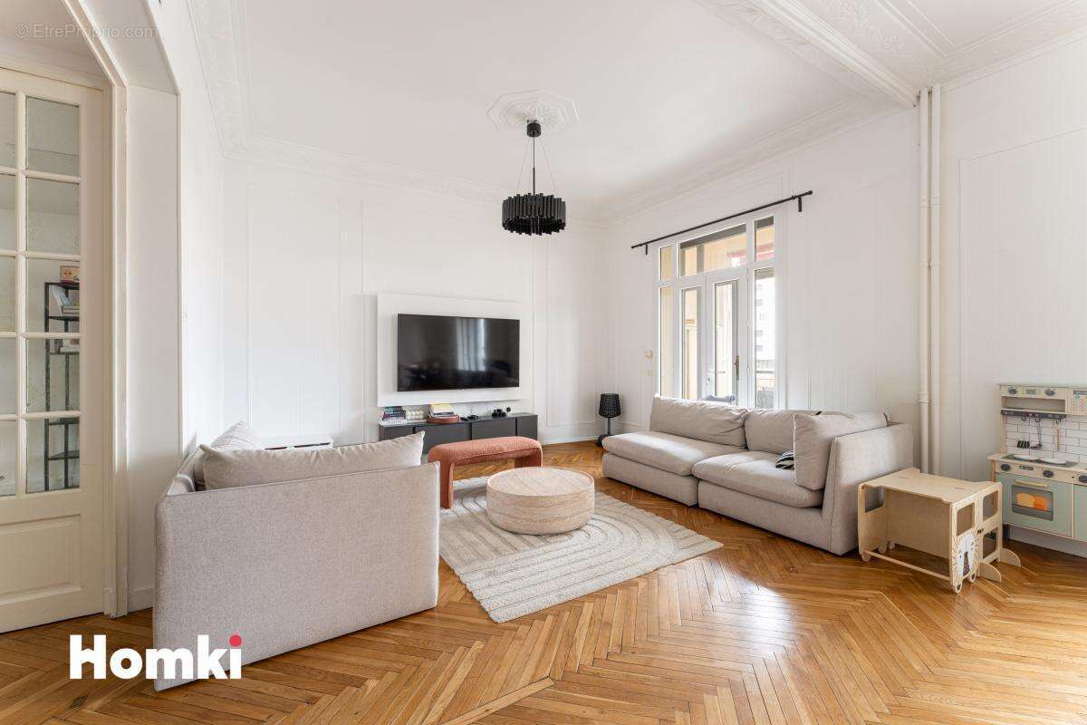 Appartement à MARSEILLE-8E