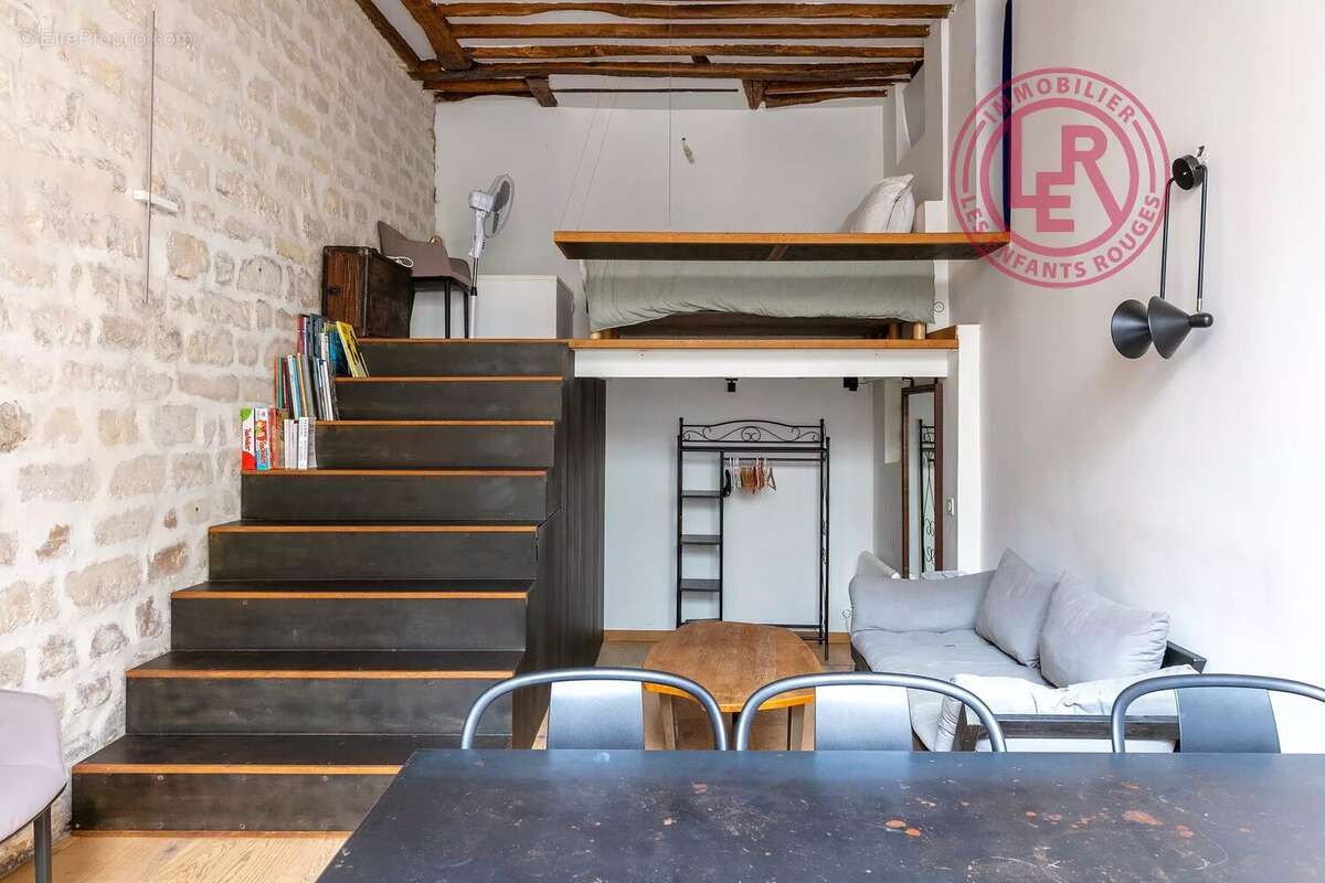 Appartement à PARIS-10E