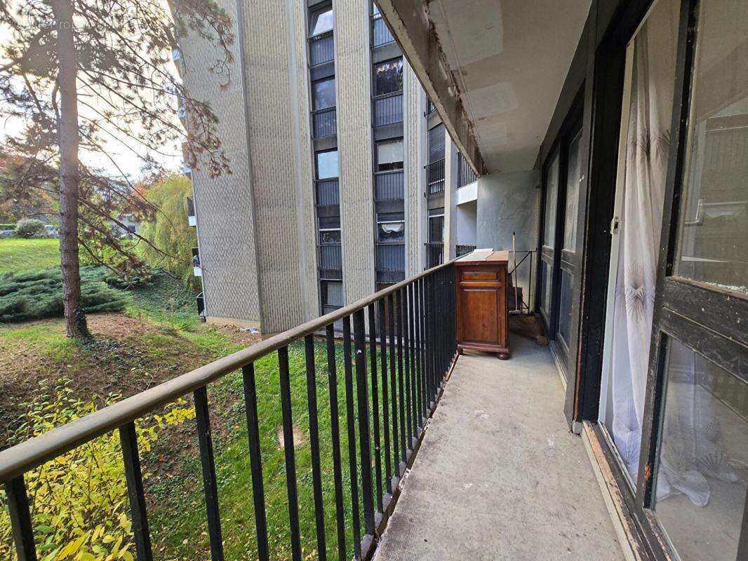 Appartement à GRIGNY