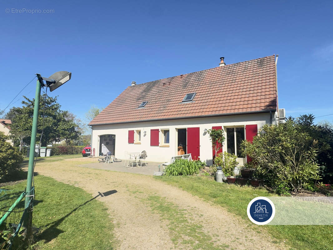 Maison à FILLE