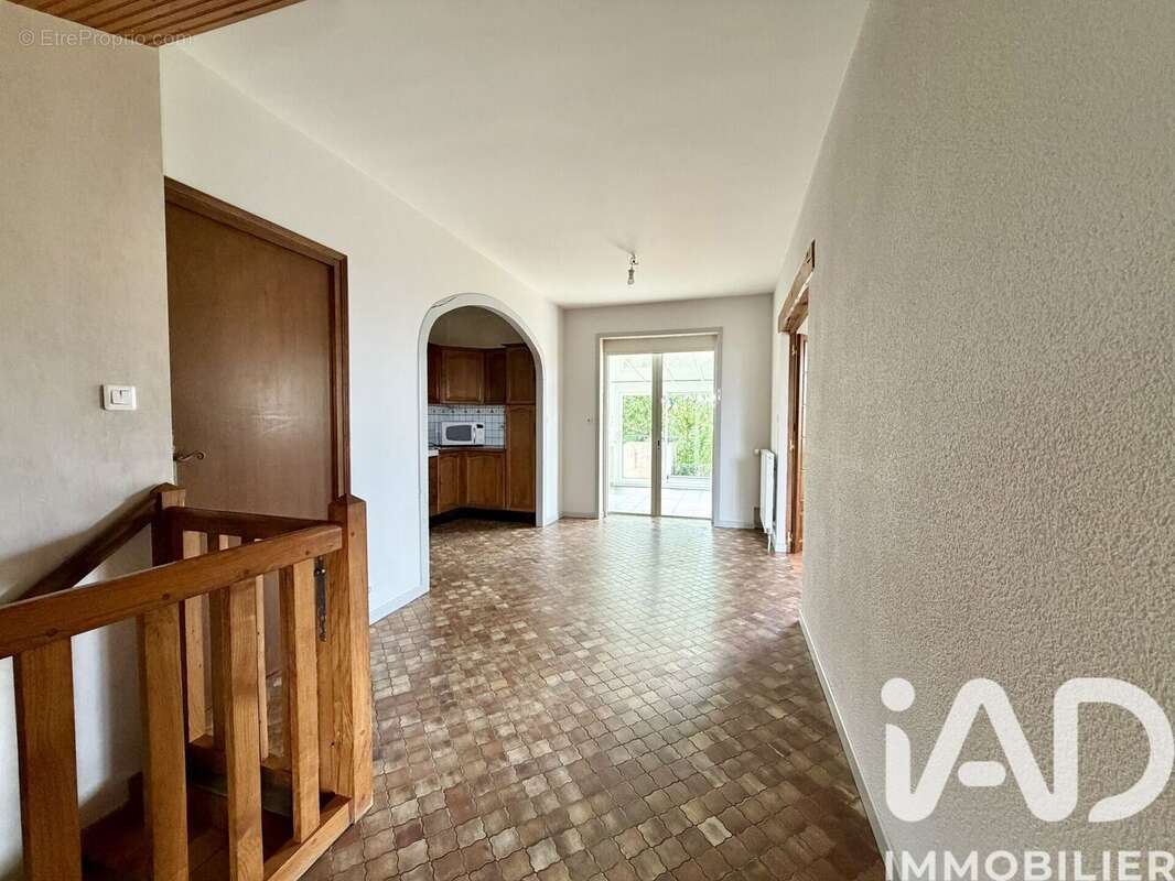 Photo 2 - Maison à MONTAIGU