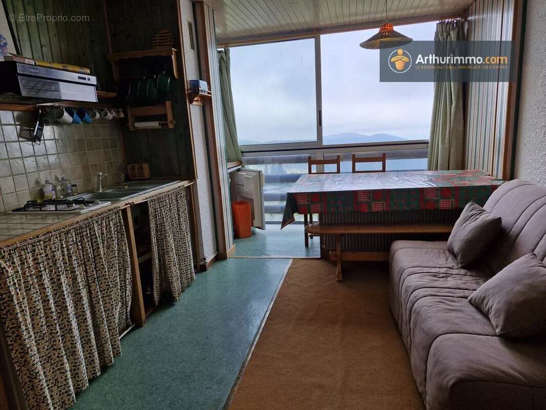 Appartement à MONTFERRIER