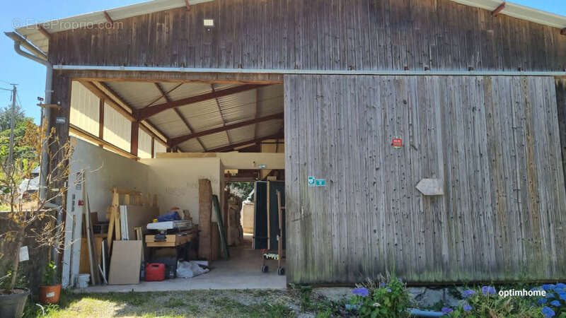 Propriete rurale avec dependances et serres - photo 3