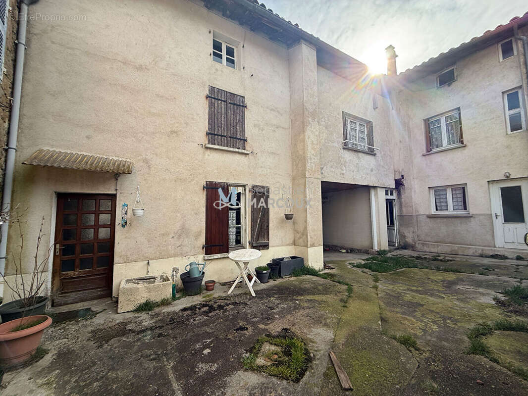 Maison à MONTBRISON