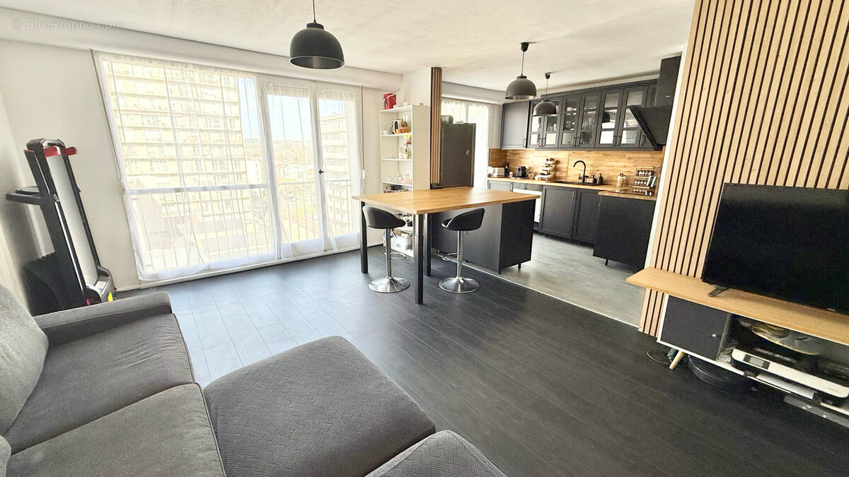 Appartement à SAINT-GRATIEN