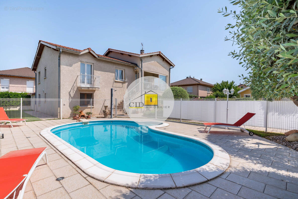 Maison à SAINT-PRIEST