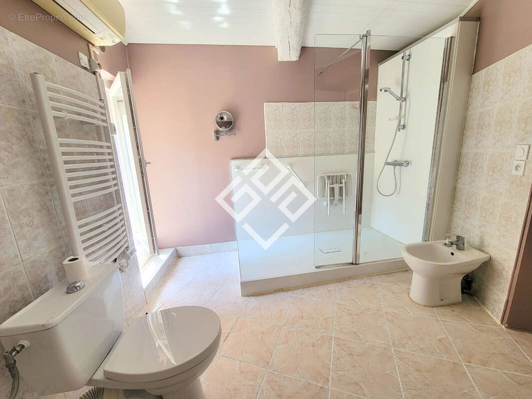 Maison de village avec cour - photo 7