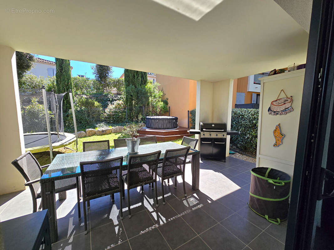 Appartement à AURIOL