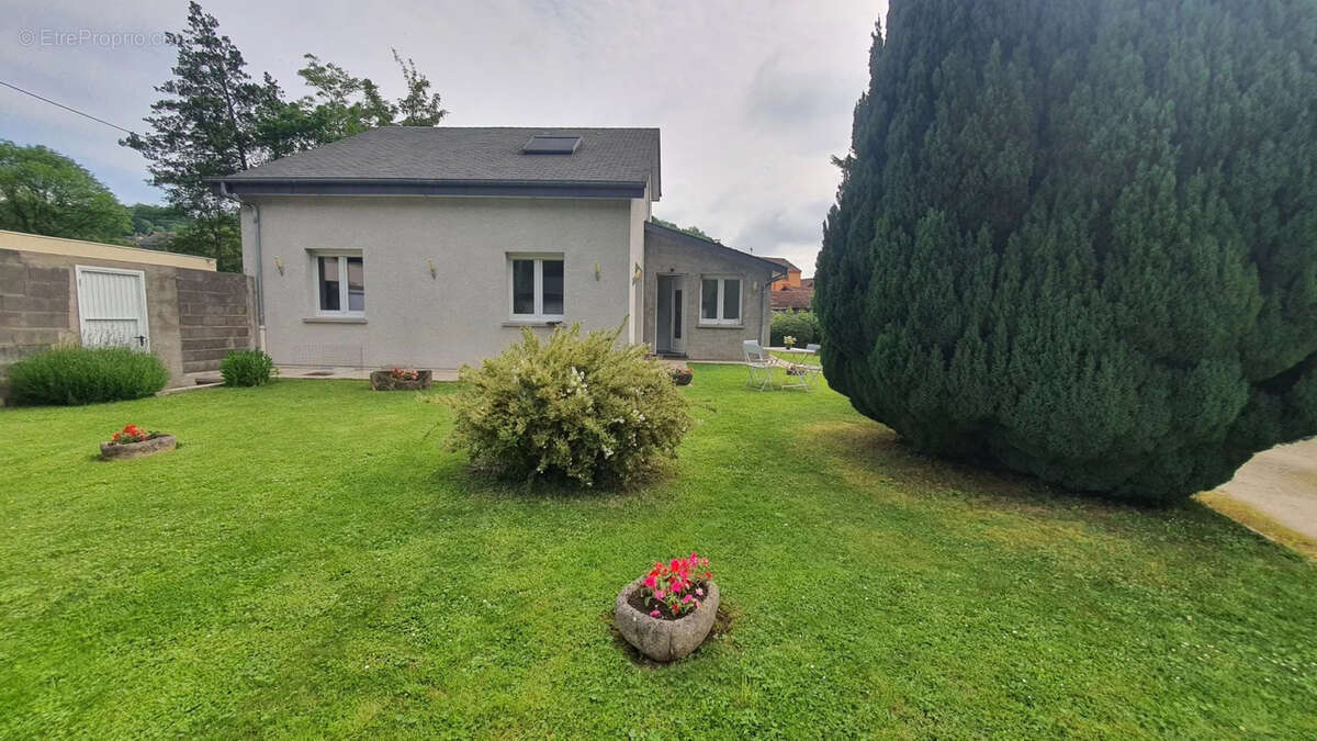 Maison à LONGUYON