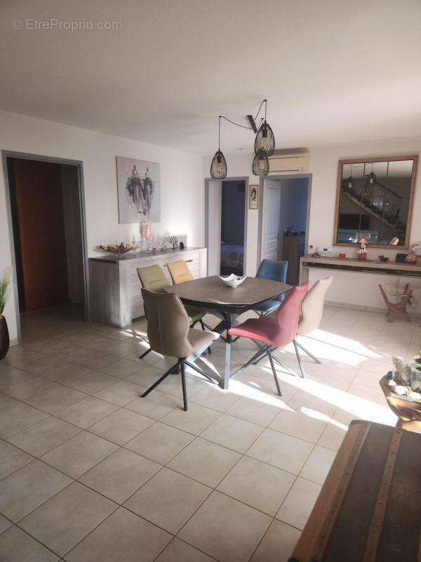 Maison à SAINT-JULIEN-DES-LANDES